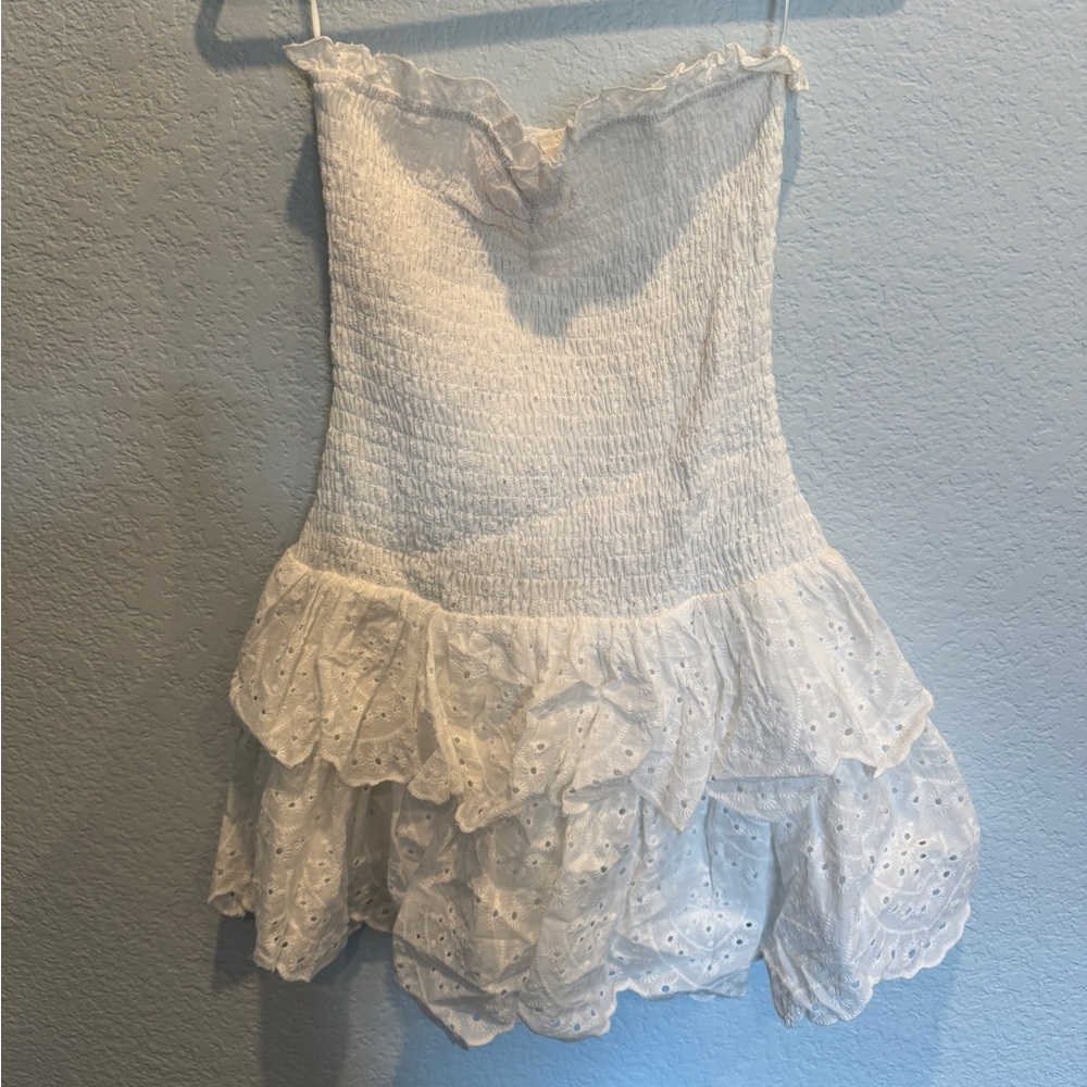 Baby Pink smocked strapless dress | white
New without tags